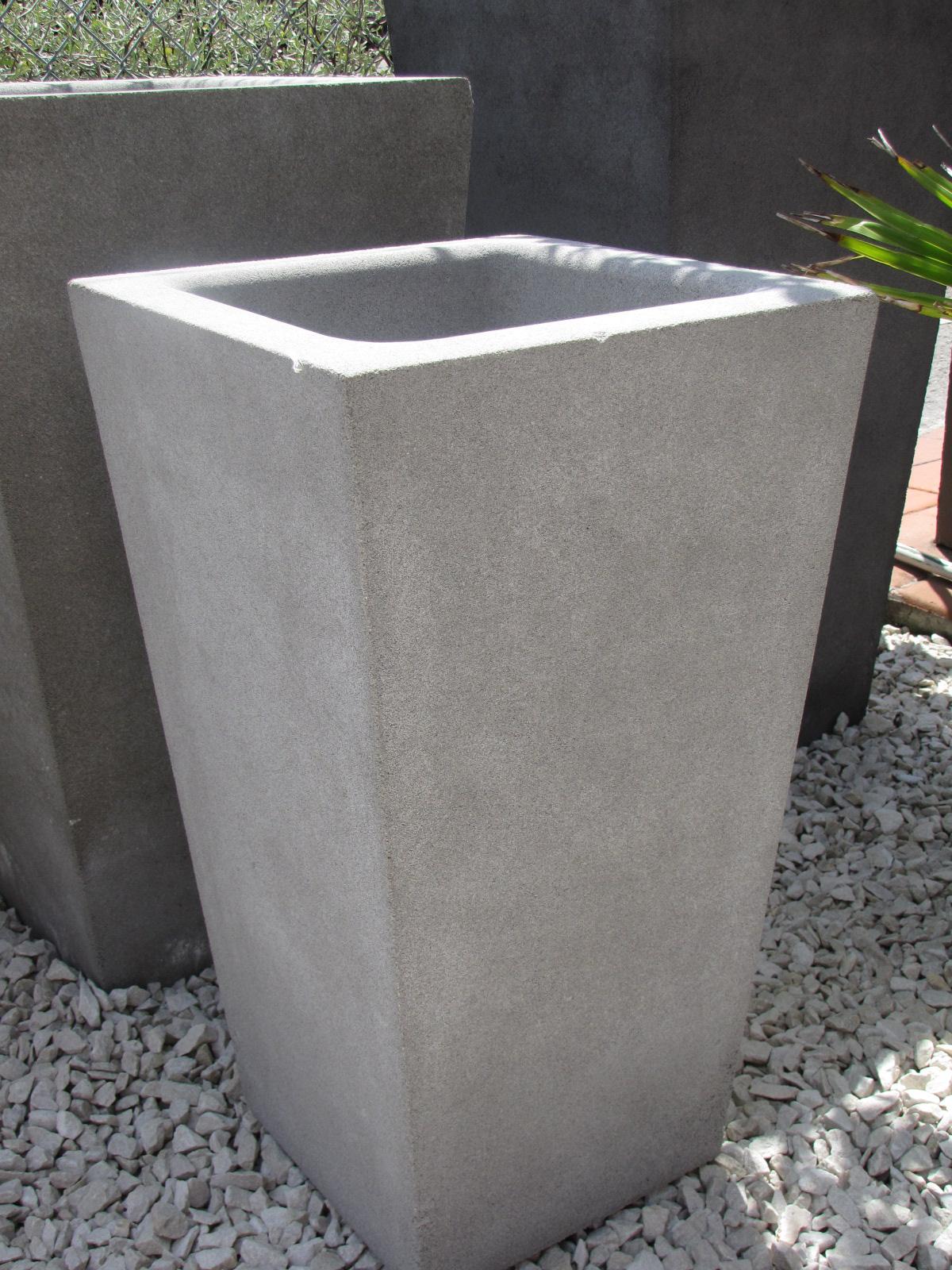 Tapered Planter/Urn T6