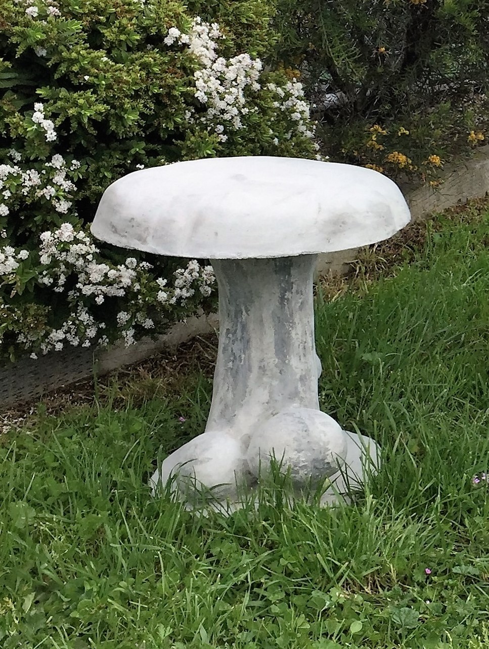 Mushroom Seat