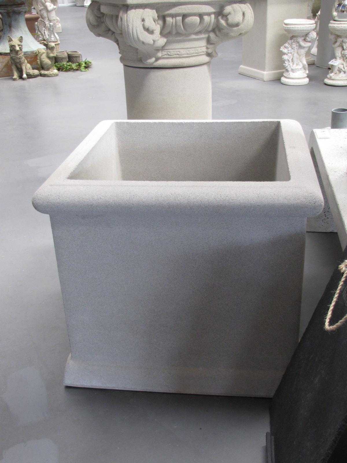 Rolled Edge Cube Medium