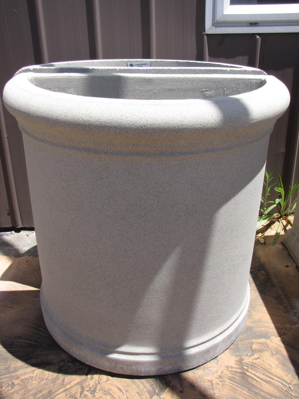 Half Round Planter R 3½