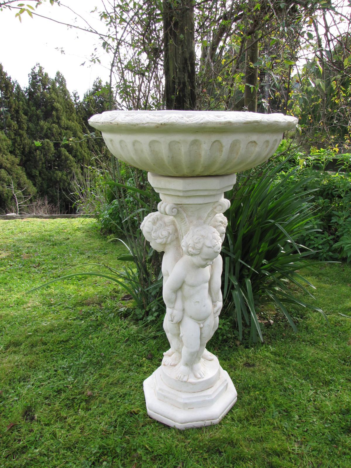 Triple Cherub Small Bowl Birdbath